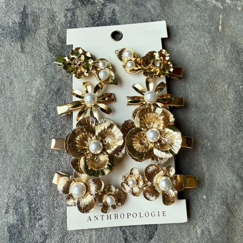 New🌟Anthropologie -Gold Floral pearl Hair Clips